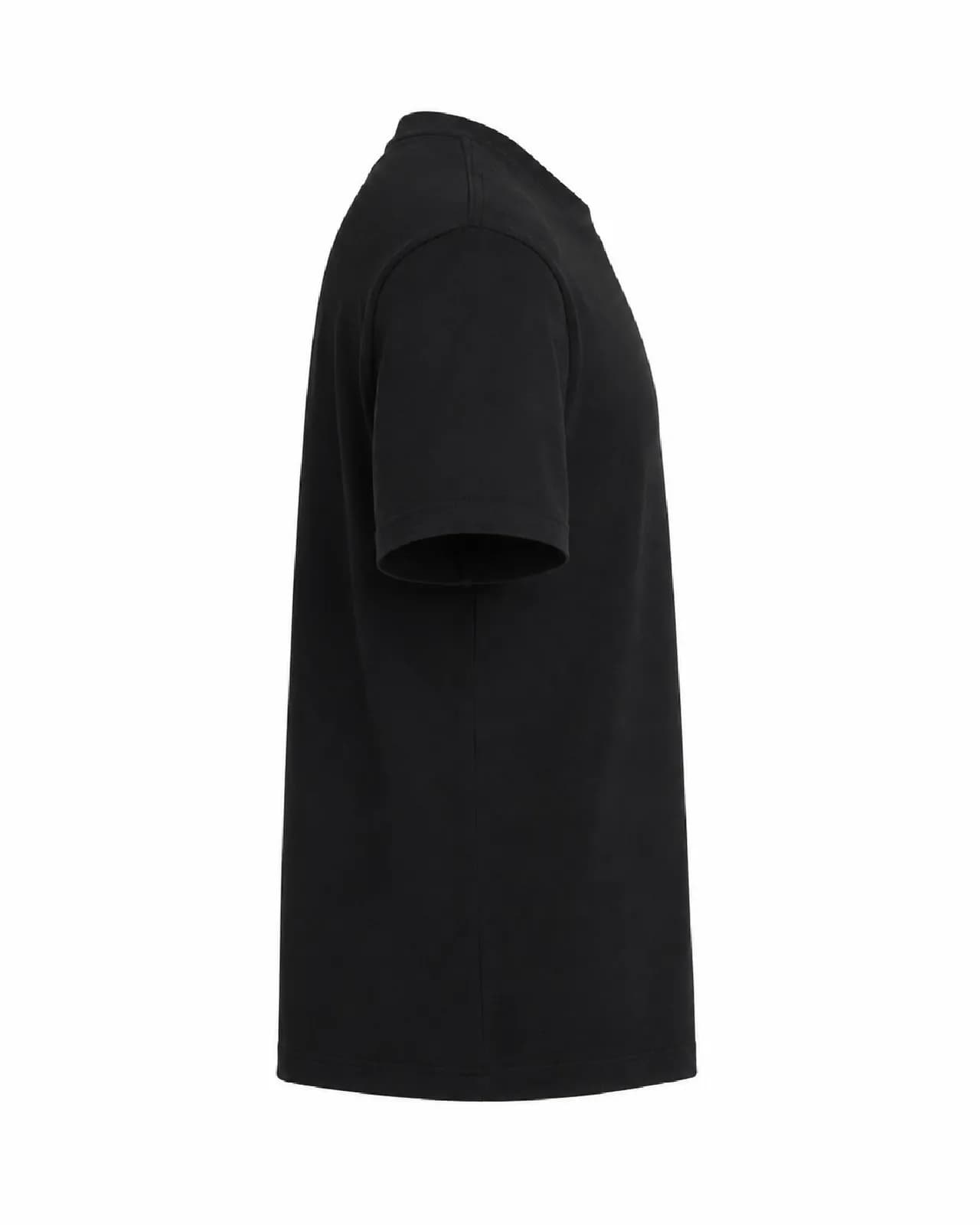 Remera Oversize — Perfil izquierdo