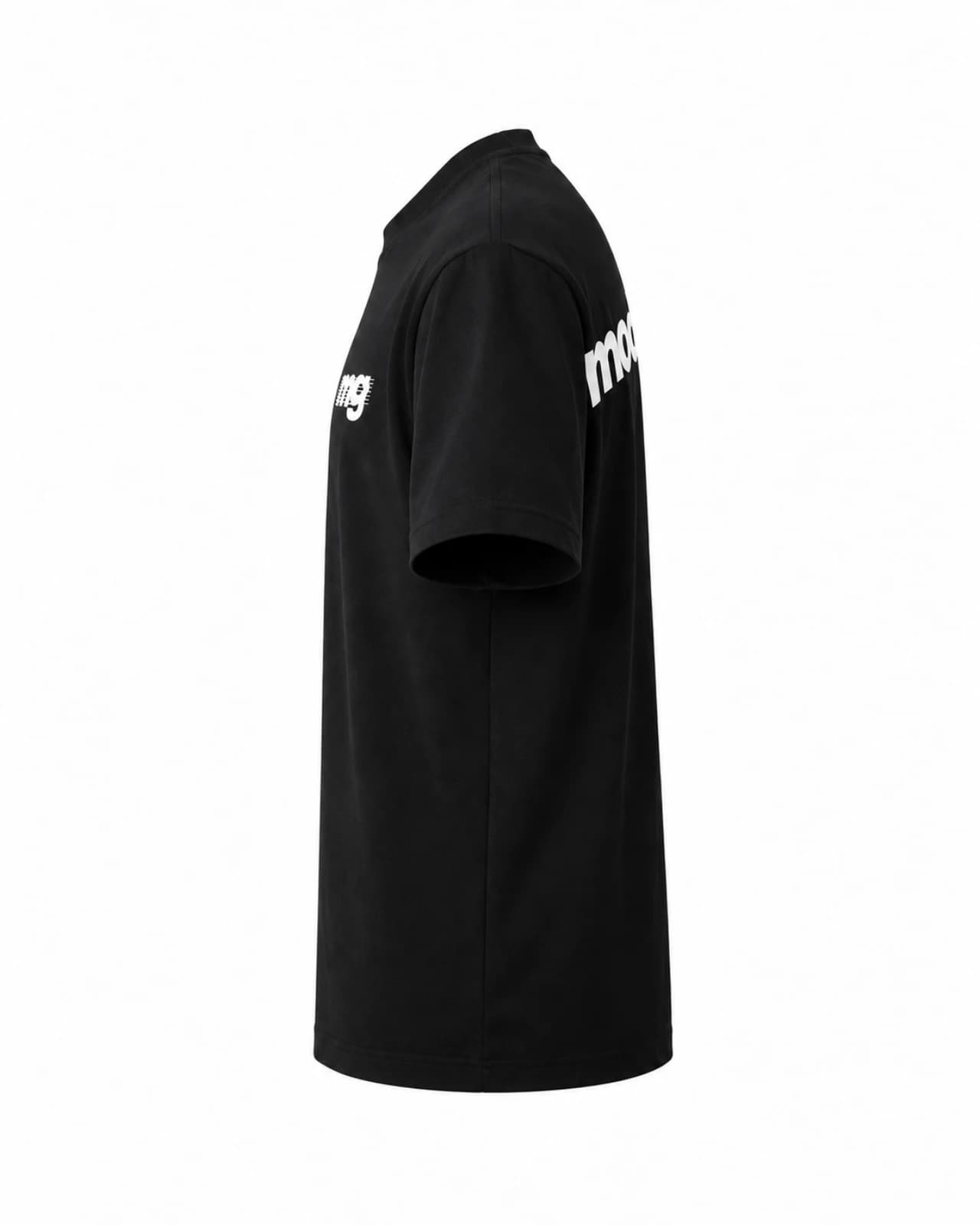 Remera Oversize Mateo — Perfil derecho